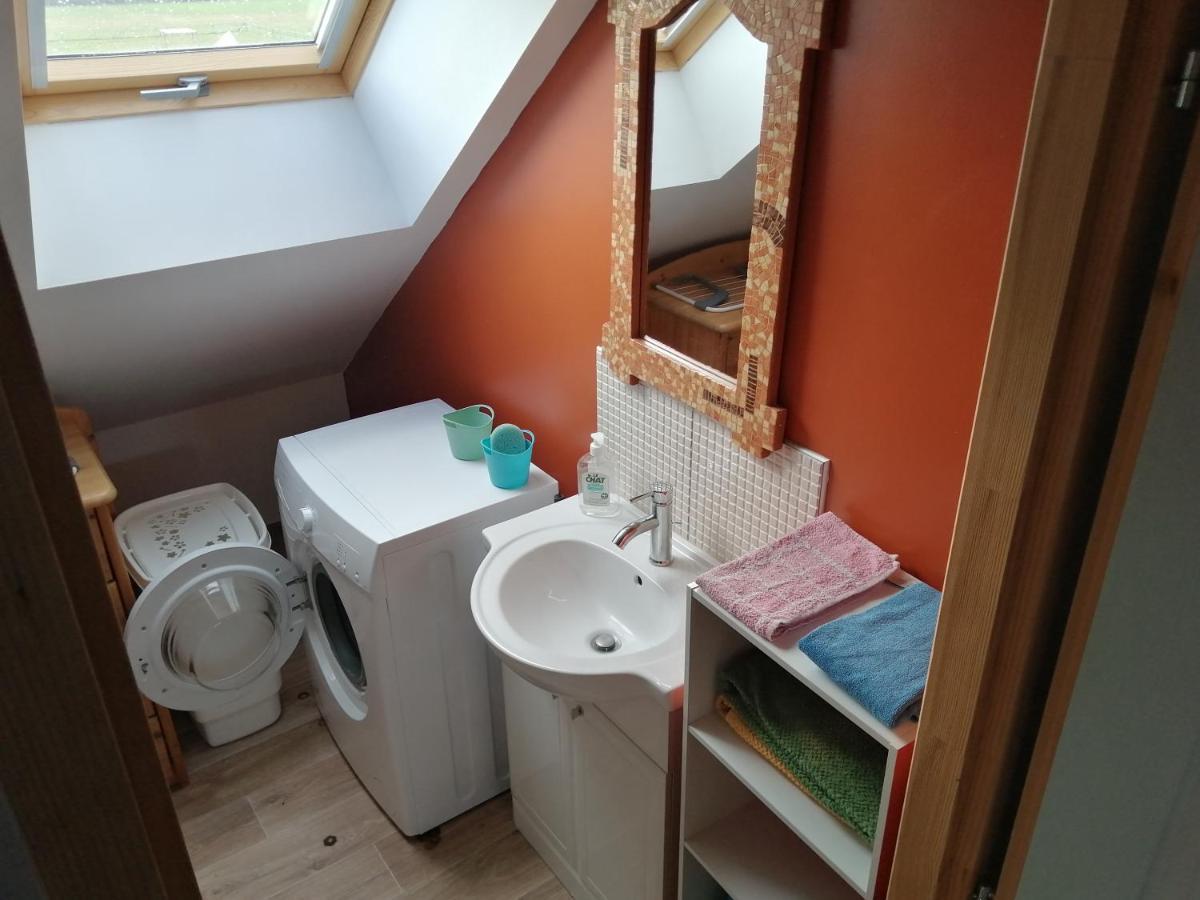 Gite Les Anes De Medeina Ingrannes Esterno foto